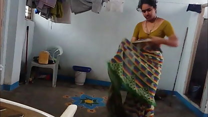 डॉक्टर द्वारा गलत सेक्सी हिंदी फिल्म वीडियो अस्पताल में रोगी gobमुस्कुराया