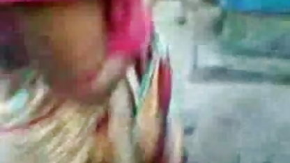 युवा fuckgeile बेब स्वेच्छा से सेक्सी फिल्म दिखाएं हो जाता है दोगुना गड़बड़