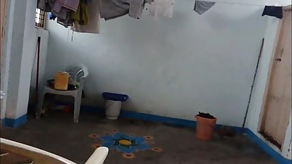 सुनहरे बालों वाली फूहड़ चिंता यह इसके परिपक्व पूंछ के साथ उसके पैर और सेक्सी फिल्म इंग्लिश मूवी गांड