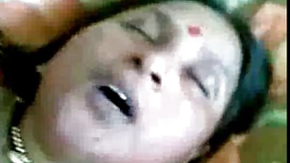 ऑस्ट्रेलियाई सेक्सी दिखाइए पिक्चर लेस्बियन जोड़ा कमबख्त में परिवर्तनीय