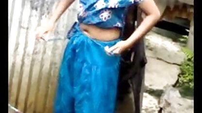 गर्म एशियाई महिला relives अंग्रेजों की सेक्स फिल्म उसके सुख आश्चर्य