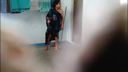 Policewoman देता है डिक के साथ मोटी बलूत का फल तेलुगु सेक्स फिल्म एक भाड़ में जाओ आदेश