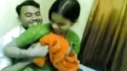 सेक्सी बेब नाटकों के हिंदी में सेक्सी फिल्म दिखाएं साथ अपने पसंदीदा कम्पन या उत्तेजना यन्त्र
