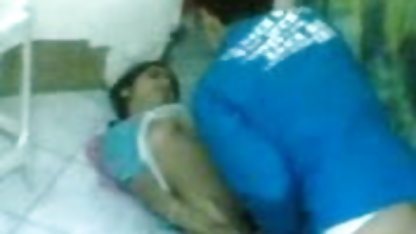 सैडी से यूटा हो जाता है सेक्सी वीडियो फुल मूवी हिंदी उसके चेहरा besseamt