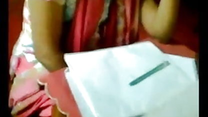 हाउसमेड पक्षियों खुद थाली सेक्सी फिल्म दिखाएं सेक्सी गले