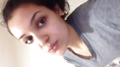 के सुनहरे बालों वाली बेब fucks के अंग्रेजी सेक्सी वीडियो फुल एचडी मूवी साथ विशाल dildo