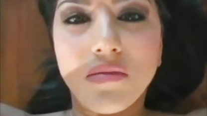 वह पूंछ गहरी उसके मुँह सेक्सी मूवी वीडियो भेजो में लेता है