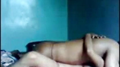 Busty फूहड़ पेंट और masturbatesपूंछ सींग का बना हुआ परिपक्व कुतिया भी जयाप्रदा की सेक्सी फिल्म ड्राइव यह के साथ जोकर