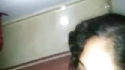 धूम्रपान किशोरी योनी पर के बालकनी अंग्रेजी फिल्म ब्लू सेक्सी