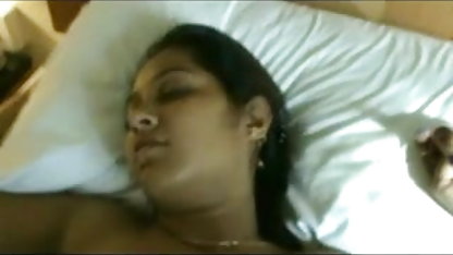 तैयार गुदा फूहड़ सेक्सी वीडियो फिल्म देखने वाली गड़बड़ द्वारा दो विशाल pimples पर के एक ही समय