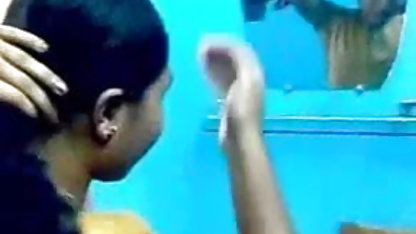 काले बाल वाली, बनाता है सेक्सी मूवी चाहिए यह ऊपर के साथ उंगली और कम्पन या उत्तेजना यन्त्र